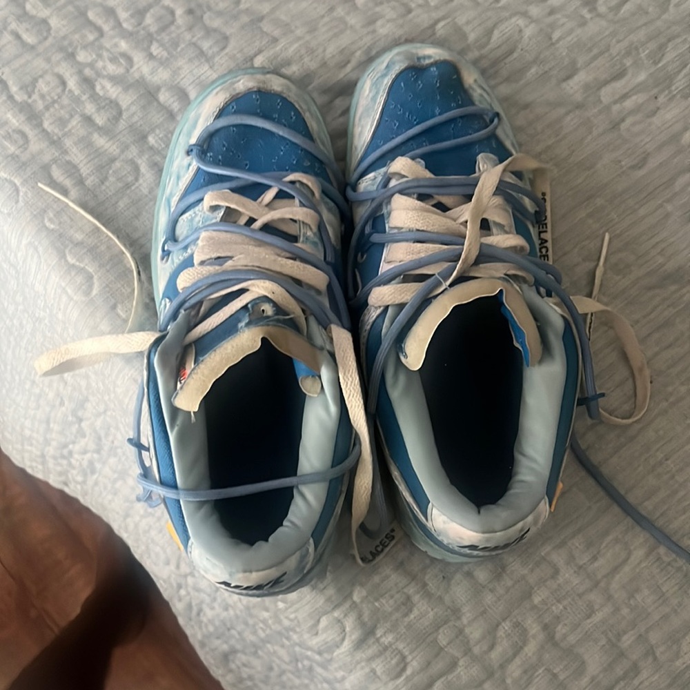 Off-White Dunks size 8